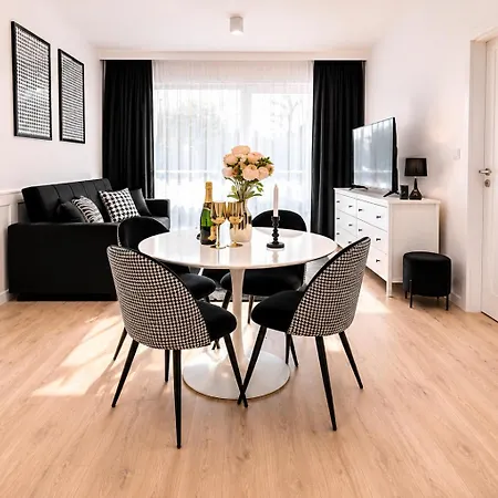 Klifowa 22 Chanel Przy Plazy Apartman